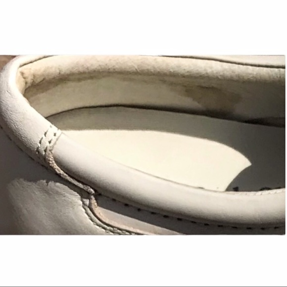 Hush Puppies Men's Leather Walking Shoe - Picture 7 of 12